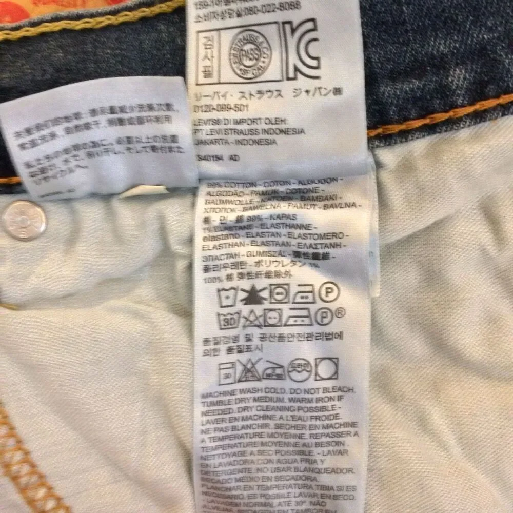 Levi’s 545 jeans 54 medium wash
